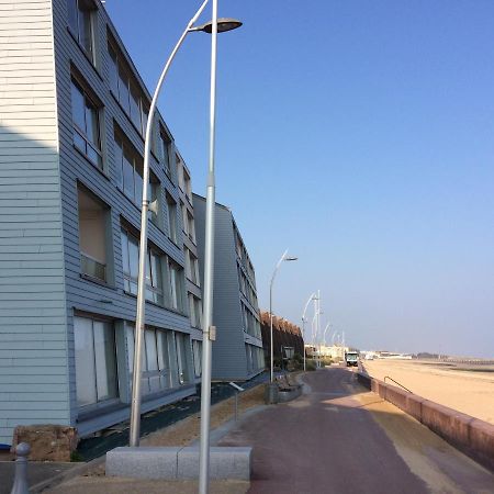 Appartement T2 Avec Vue Sur Mer Directe ! Courseulles-sur-Mer Bagian luar foto