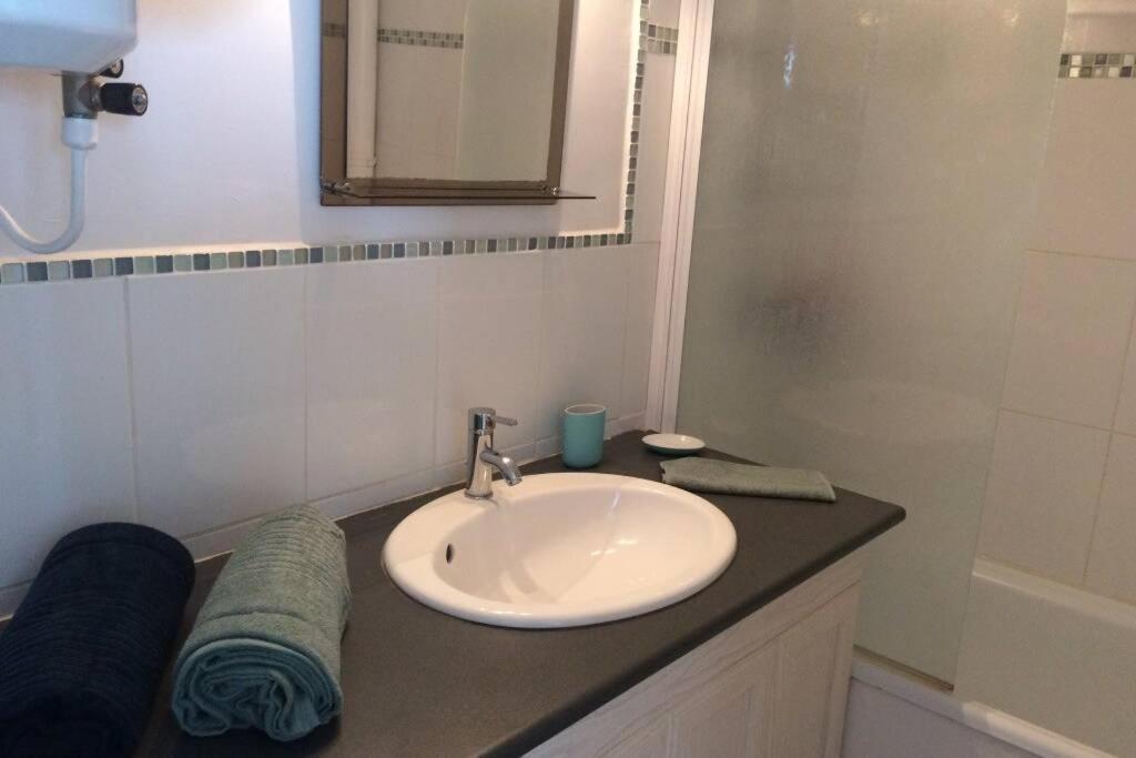 Appartement T2 Avec Vue Sur Mer Directe ! Courseulles-sur-Mer Bagian luar foto