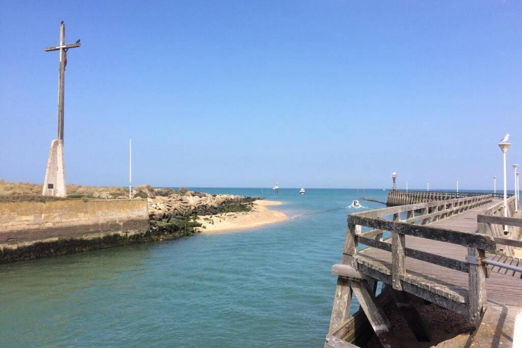 Appartement T2 Avec Vue Sur Mer Directe ! Courseulles-sur-Mer Bagian luar foto