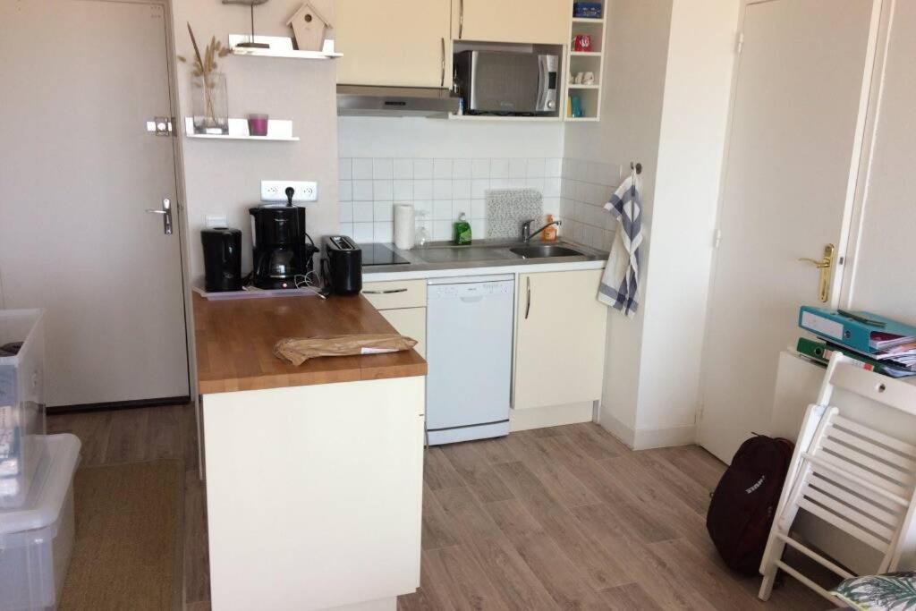 Appartement T2 Avec Vue Sur Mer Directe ! Courseulles-sur-Mer Bagian luar foto