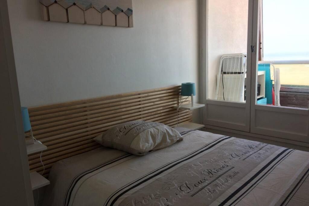 Appartement T2 Avec Vue Sur Mer Directe ! Courseulles-sur-Mer Bagian luar foto