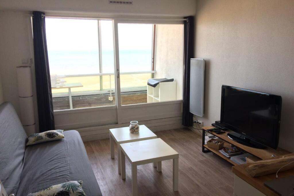 Appartement T2 Avec Vue Sur Mer Directe ! Courseulles-sur-Mer Bagian luar foto
